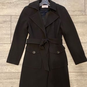 Calvin Klein women’s trench coat - like new!